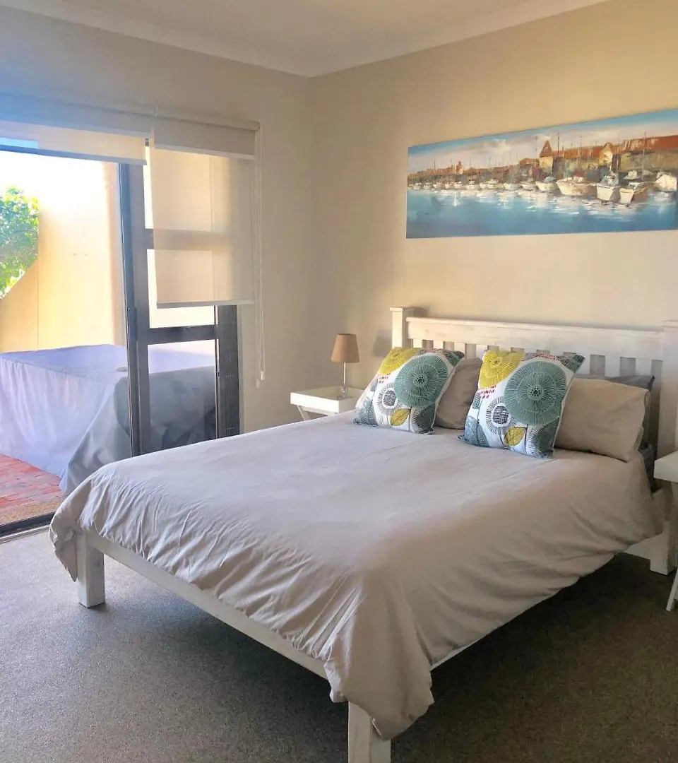 Beachfront Apartment At Malata Bloubergstrand 0*,  South Africa